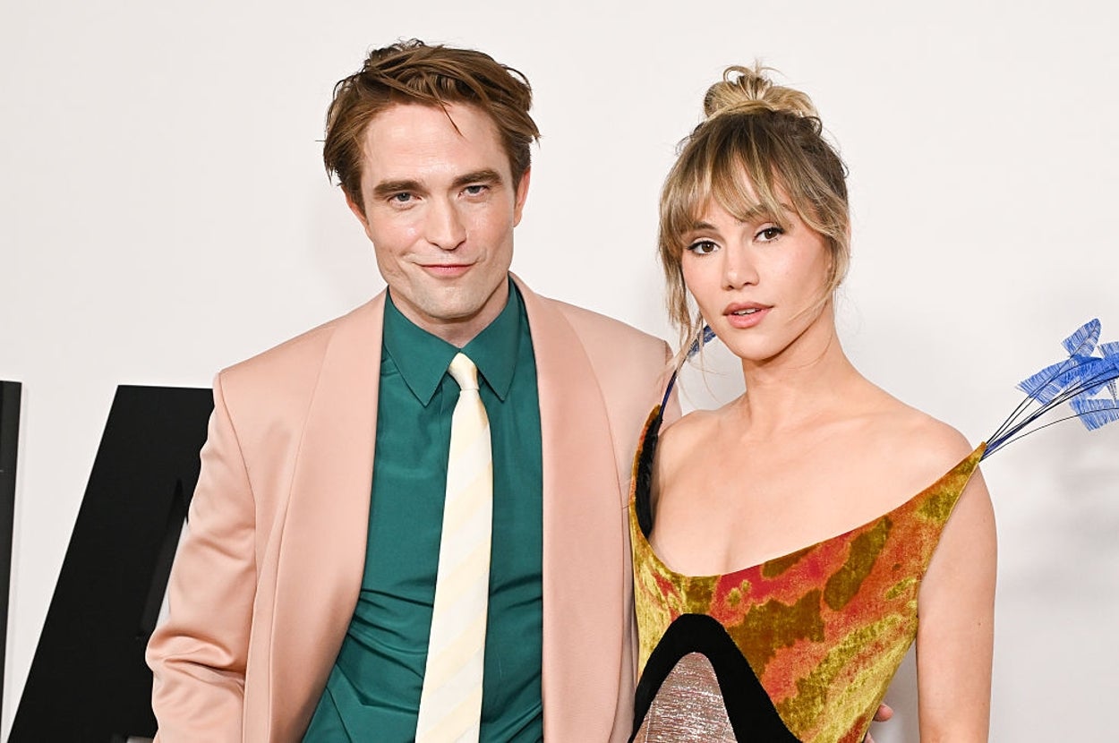 Suki Waterhouse Admits She’s Never Seen Husband Robert Pattinson In “Twilight”