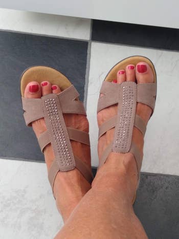 27 Flats From Amazon So Comfy, Reviewers Say They Walked In ’Em For Hours — image 10