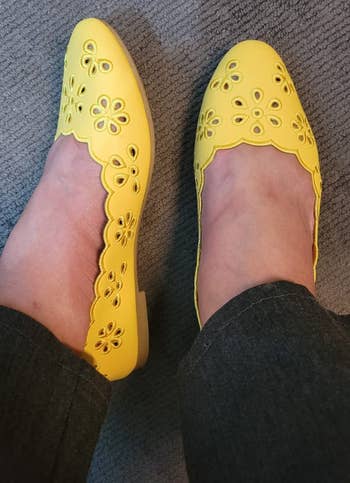 27 Flats From Amazon So Comfy, Reviewers Say They Walked In ’Em For Hours — image 18
