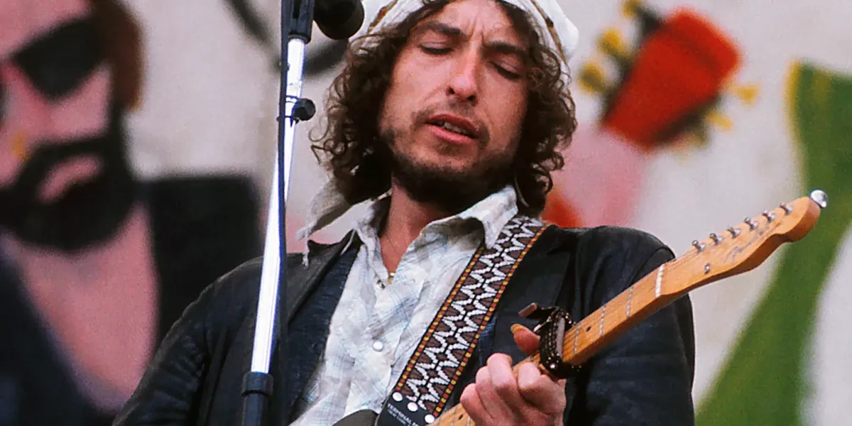 Bob Dylan Announces Massive 39-Disc Box Set Chronicling 1976 Rolling Thunder Revue